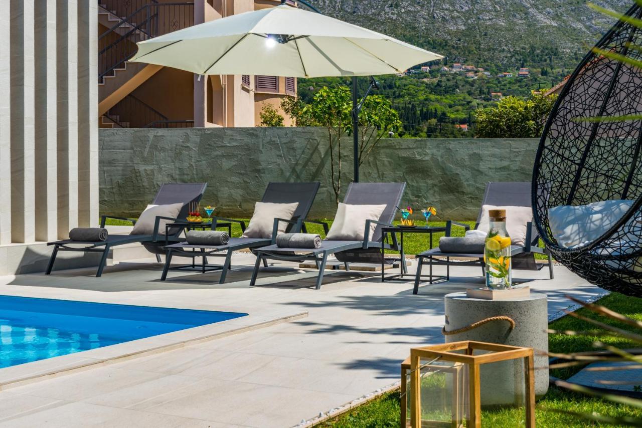 Villa Oasis - Your Luxury Home Away From Home Celopeci Eksteriør billede