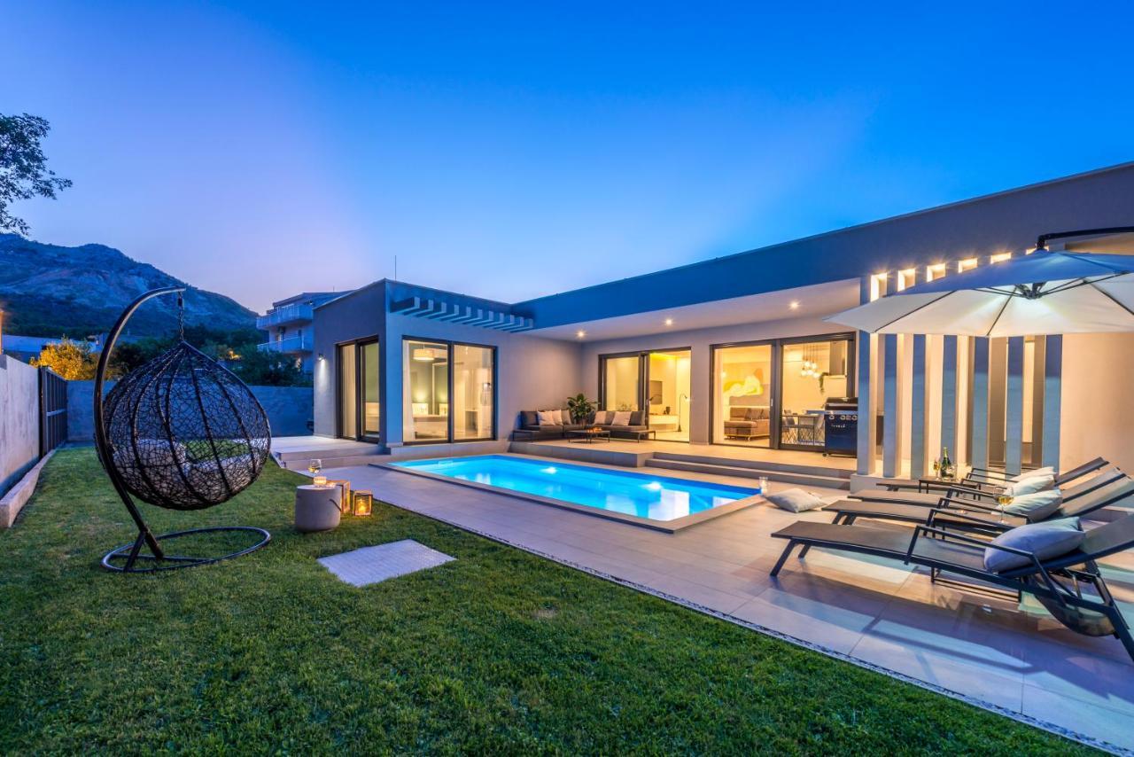 Villa Oasis - Your Luxury Home Away From Home Celopeci Eksteriør billede